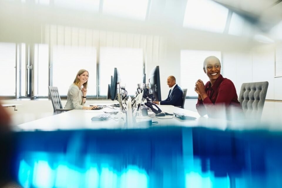 employee-happiness-at-work